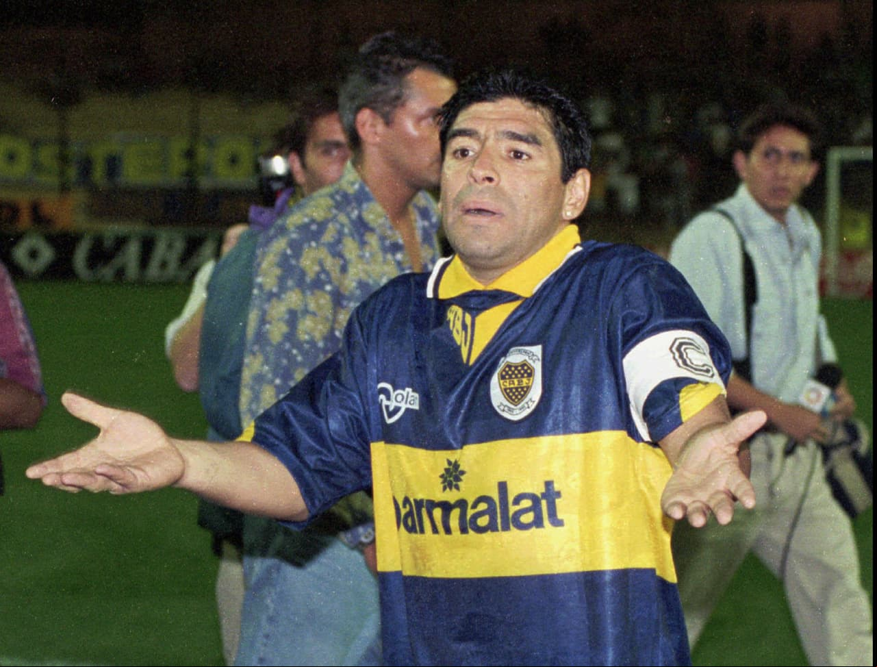 “Sólo les pido que me dejen vivir mi propia vida. Yo nunca quise ser un ejemplo”, tras ser cuestionado por su actitud fuera de las canchas.