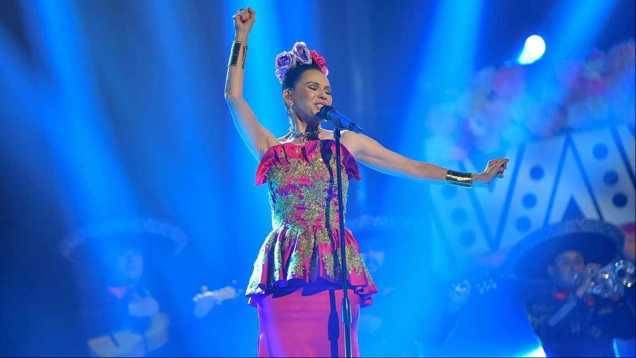 Kika Edgar impone con su potente voz al convertirse en Natalia Jiménez