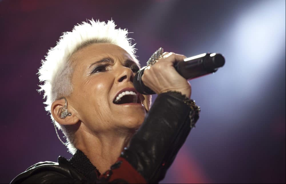 MARIE FREDRIKSSONLa vocalista del dúo sueco Roxette se fue a los 61 años de edad a causa de un tumor cerebral, tras casi dos décadas de una larga batalla contra el cáncer.