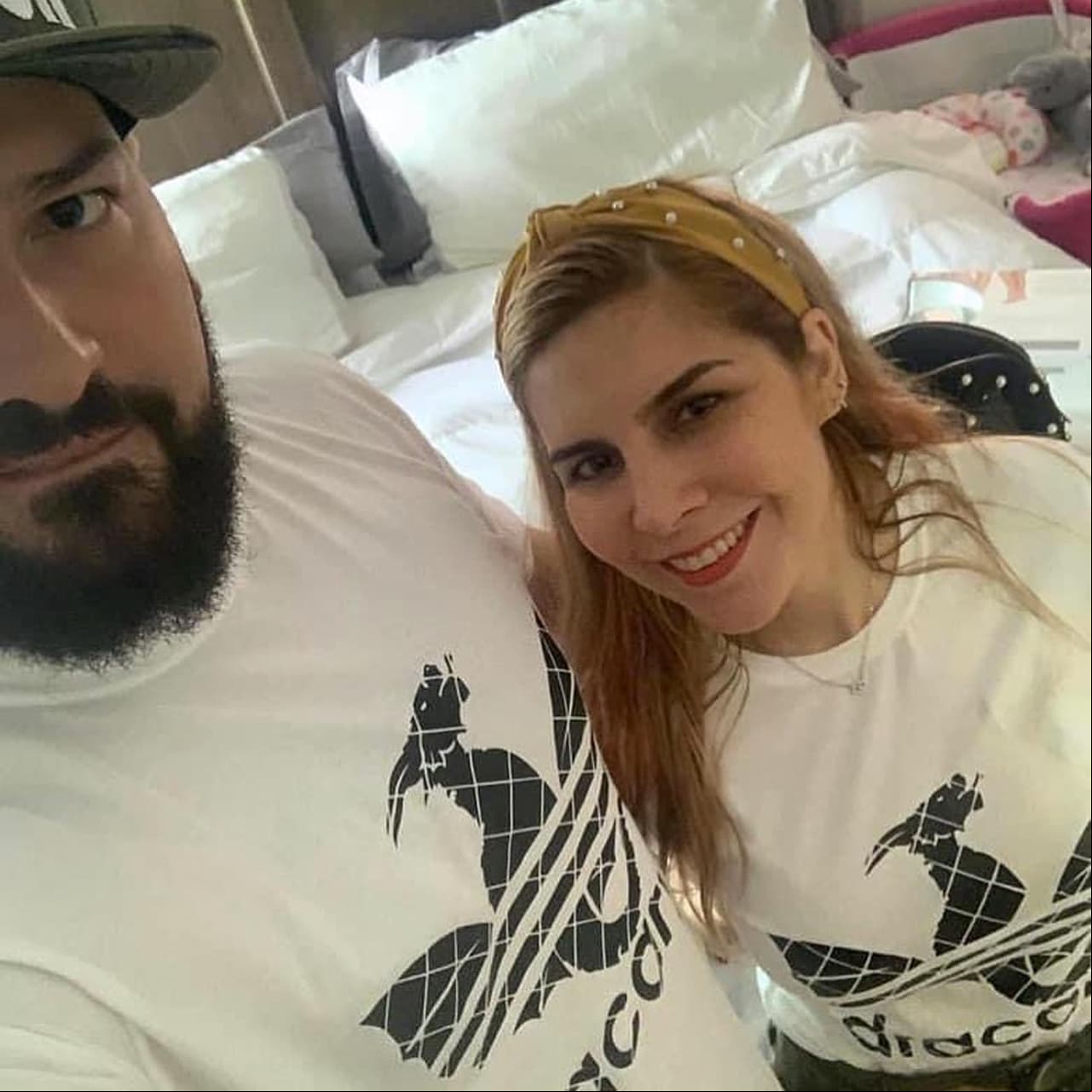 Empresario asegura que Américo Garza y Karla Panini quieren mudarse a Estados Unidos