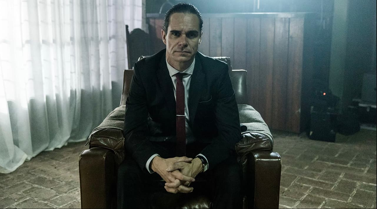 Tony Dalton protagoniza la serie 'Sr. Ávila'