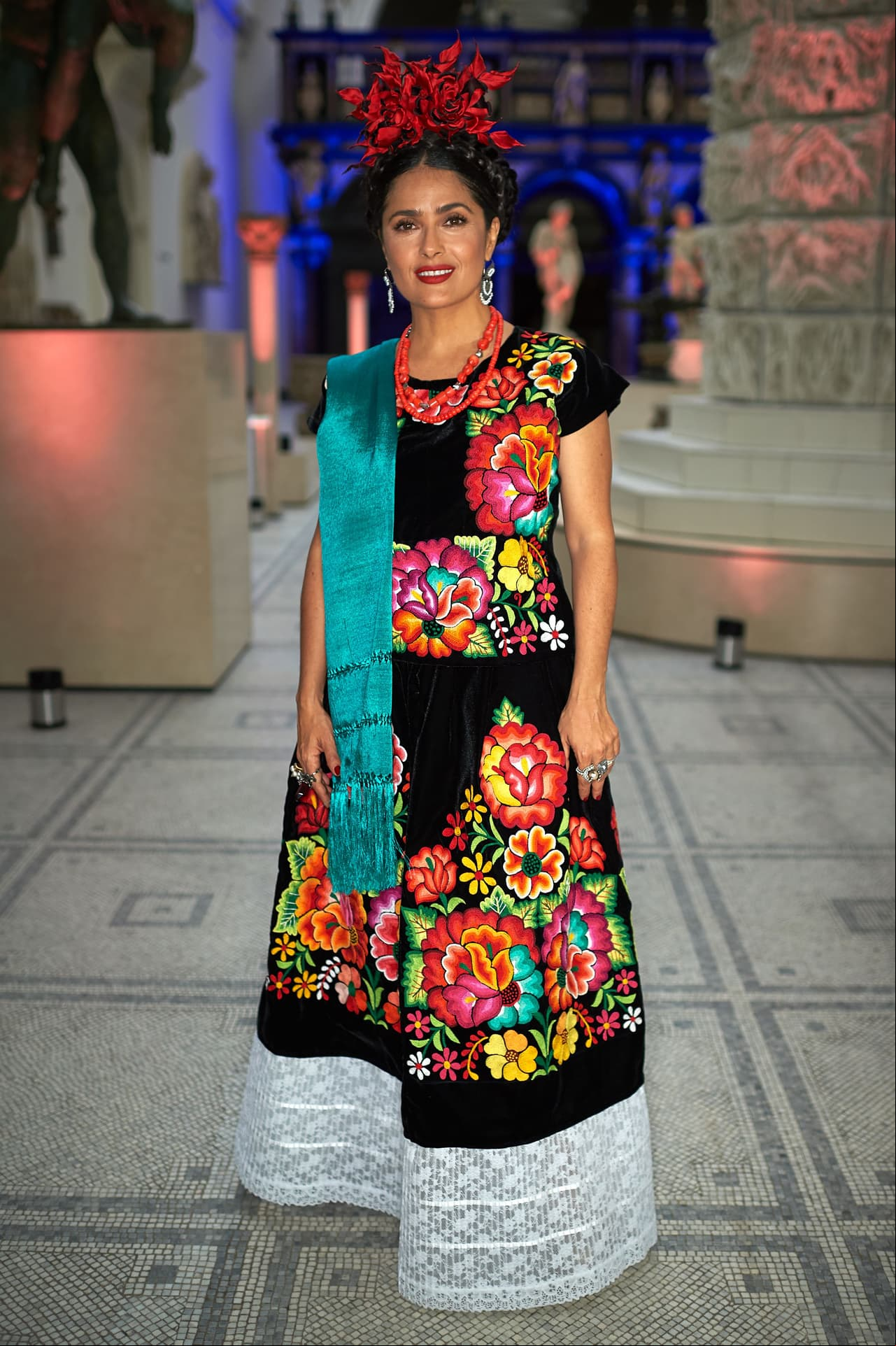 "Descubrí a Frida Kahlo cuando tenía 14 años, una amiga me enseñó algunas de sus pinturas, pero me parecieron horrorosas y escalofriantes”, señaló.