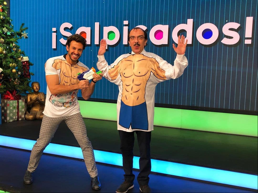 Actualmente, forma parte de uno de los conductores del programa Hoy, donde cautiva al público con su sonrisa y mejor actitud.