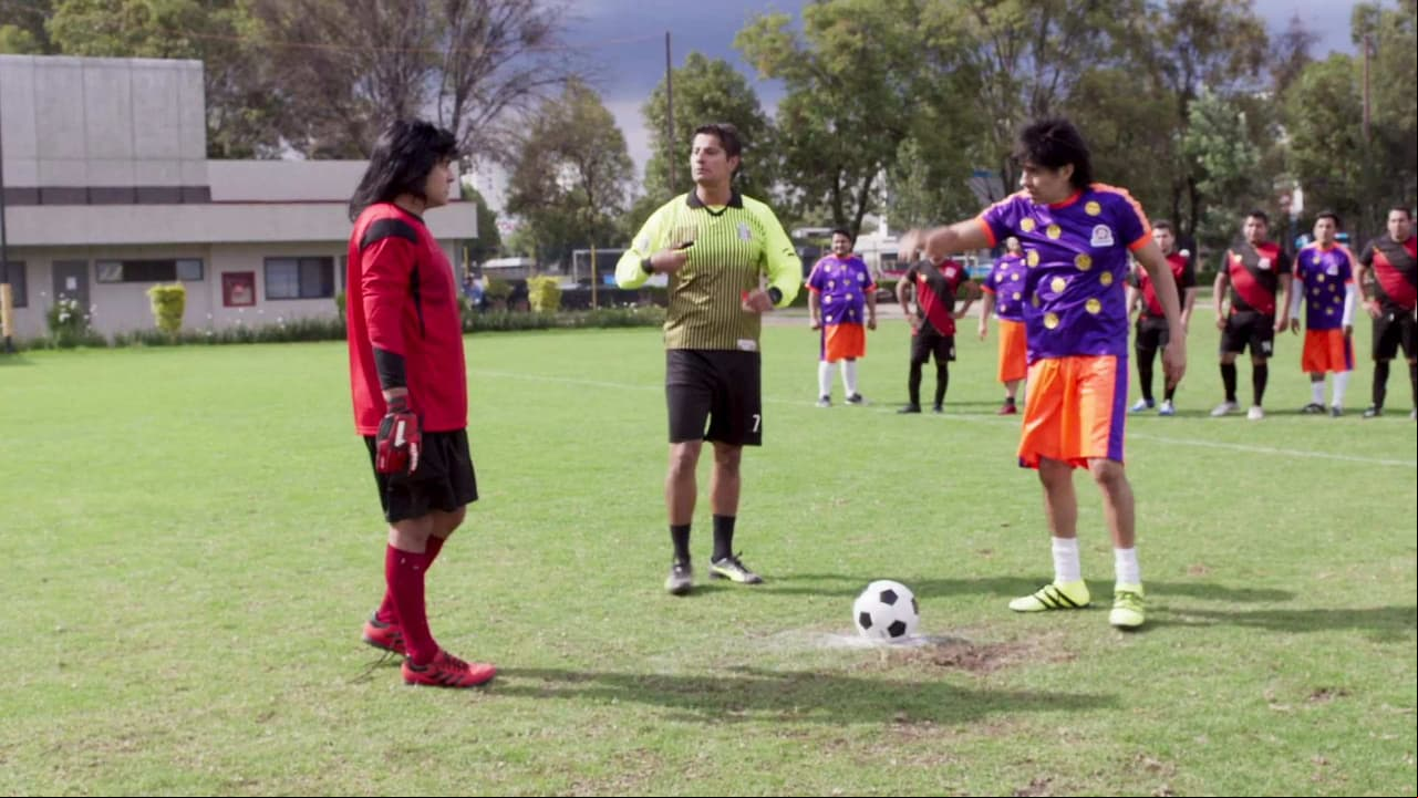 Vítor vs. Albertano en un penal de fútbol
