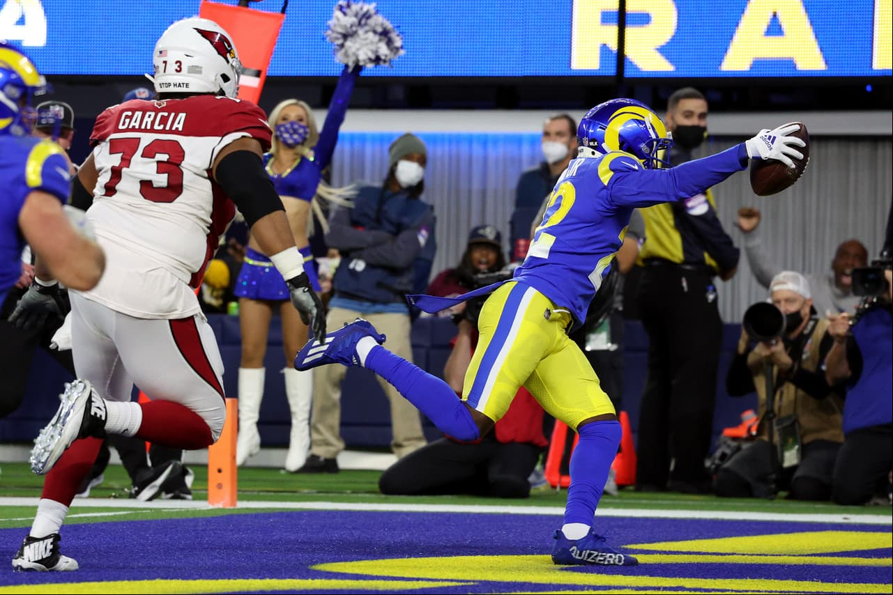 Los Ageles Rams fueron muy superiores a Arizona Cardinals en el último juego de la ronda de los comodines y avanzaron a la Ronda Divisional, donde se medirán a Tampa Bay Buccaneers.