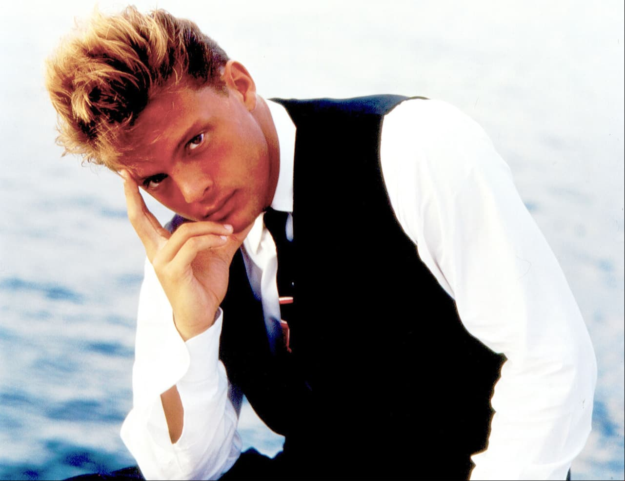 Luis Miguel causó sensación al lanzar "Cuando calienta el sol"