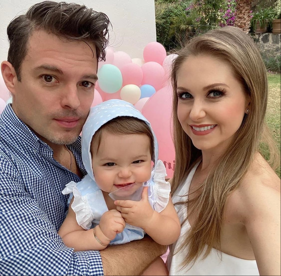 Con una pequeña fiesta casera el pasado viernes 22 de mayo, Ingrid Martz celebró el primer año de su hija Martina.