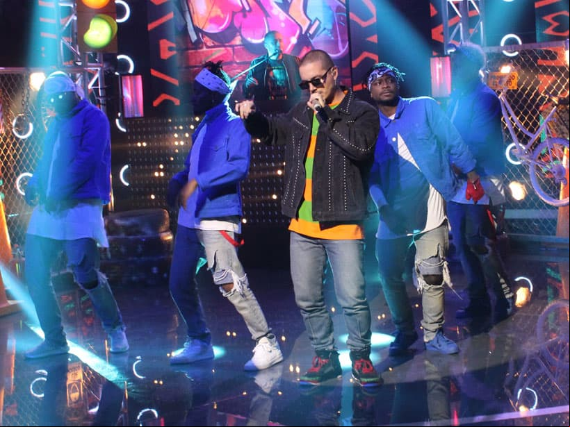 Ha sido acreedor de diversos premios como el Latin Grammy y el Guinness World Record