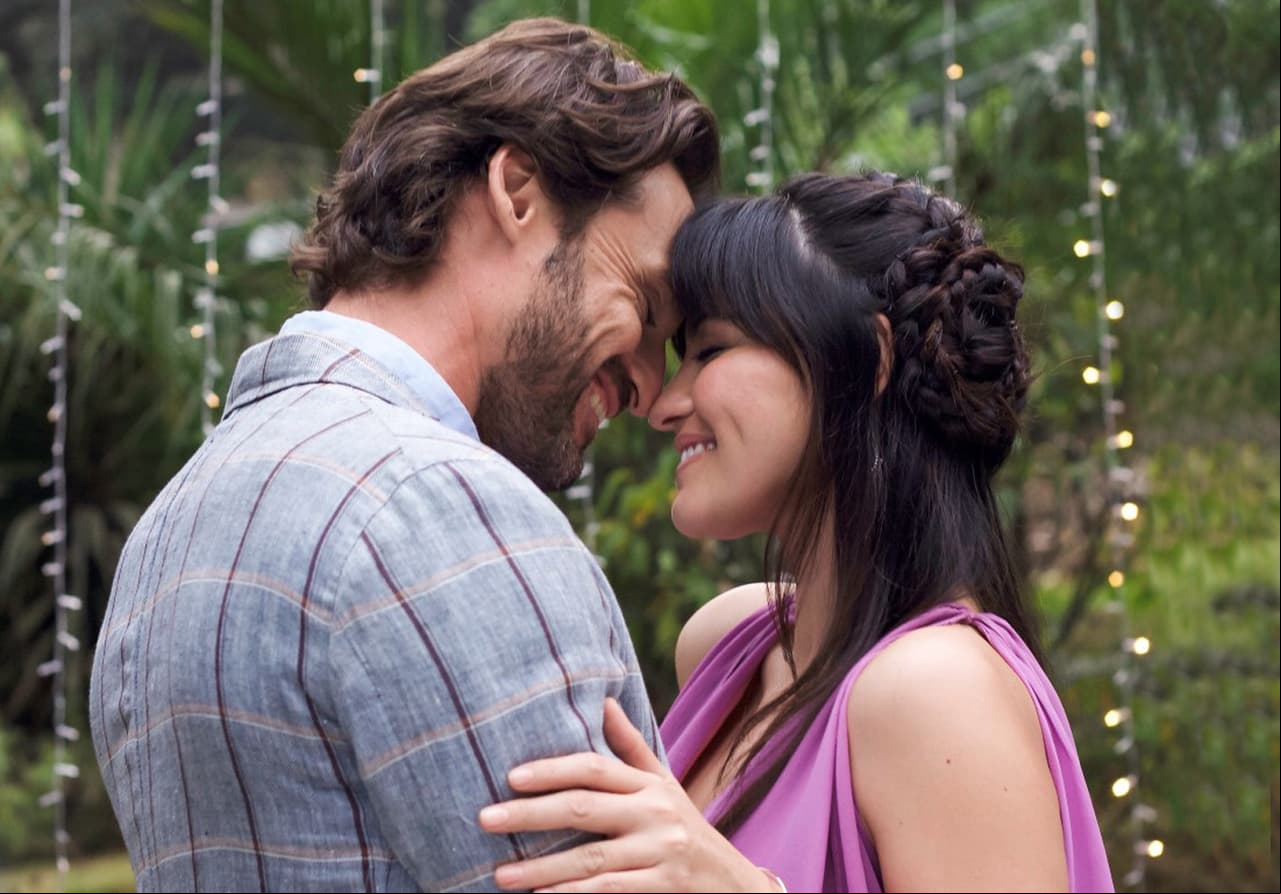 Iván Sánchez habla de las escenas pasionales con Maite Perroni en su nueva película