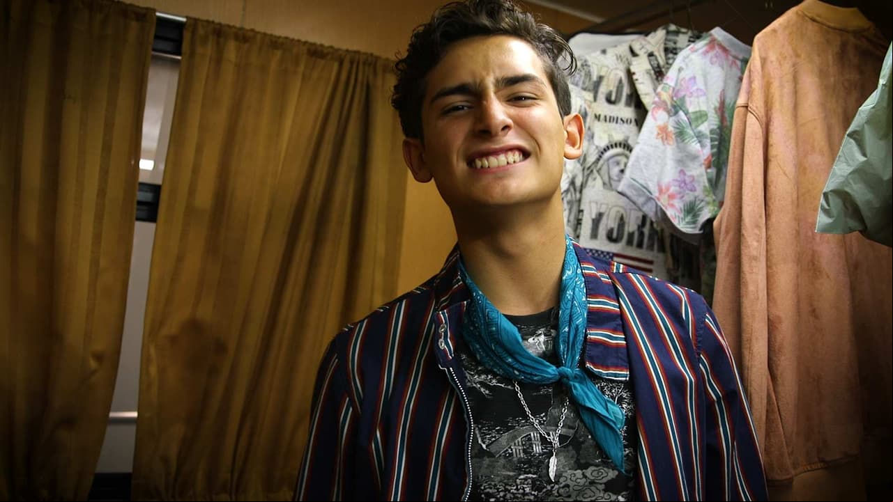 “Emilio Osorio no se parece en nada a Aristóteles”: el actor habla sobre los secretos detrás de los looks de su personaje