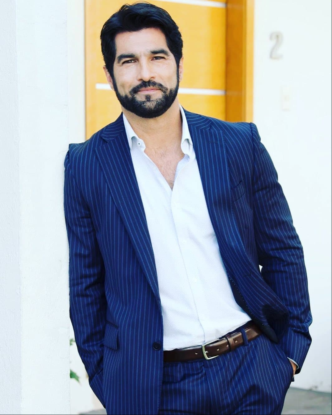 En entrevista para el programa Hoy con El Burro Van Rankin, el actor dijo que desde a una temprana edad disfrutaba de los melodramas. “Me gustaba mucho Cuna de Lobos, me gustaba mucho ver a Eduardo Palomo en Corazón Salvaje, era mi héroe, ver cómo actuaba y cómo desempeñaba esa fuerza en sus personajes”, dijo.