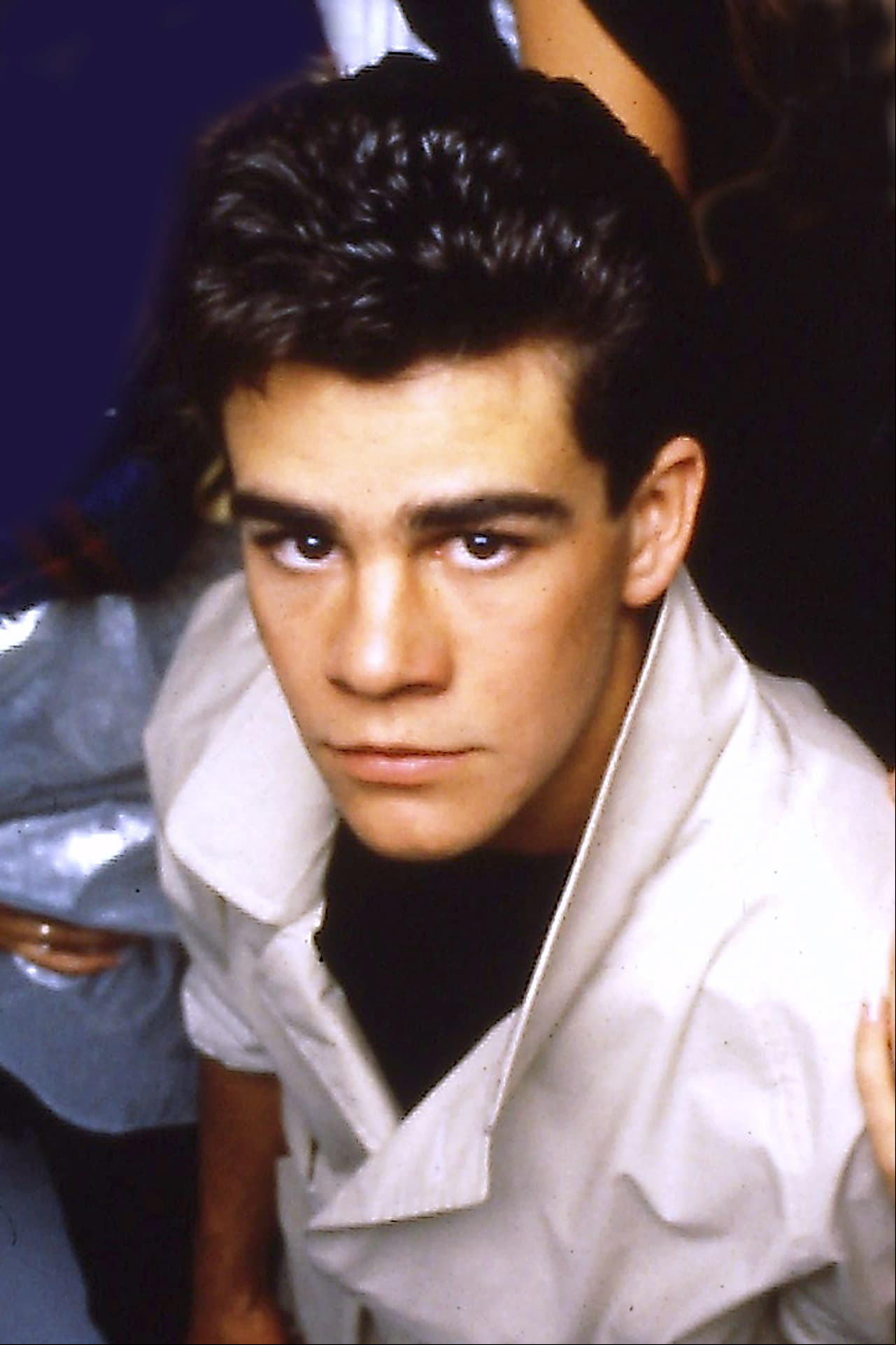 Eduardo Capetillo inició su carrera en el grupo Timbiriche en 1987 cuando en las filas estaban Paulina Rubio, Thalía, Mariana Garza, Diego Schoening, Álix Bauer y Erik Rubín.