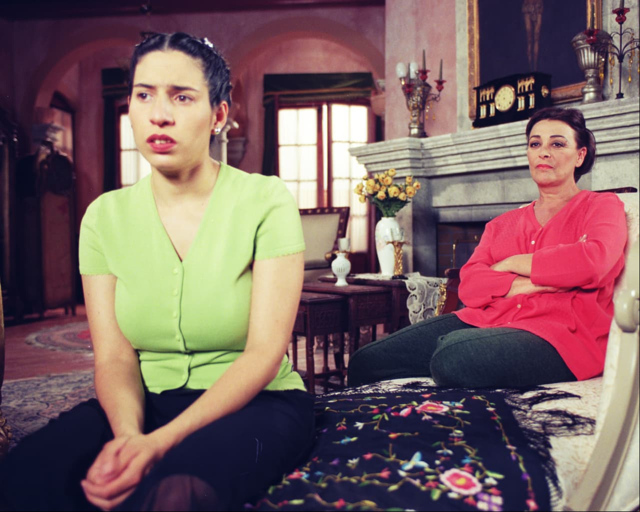 Además de la interpretación de actores como Alexis Ayala, Silvia Pasquel, Margarita Isabel, Ofelia Guilmáin y Tiaré Scanda, entre tantos más. Precisamente, a continuación te mostramos cómo luce esta última, quien dio vida a la dulce 'Casilda'.