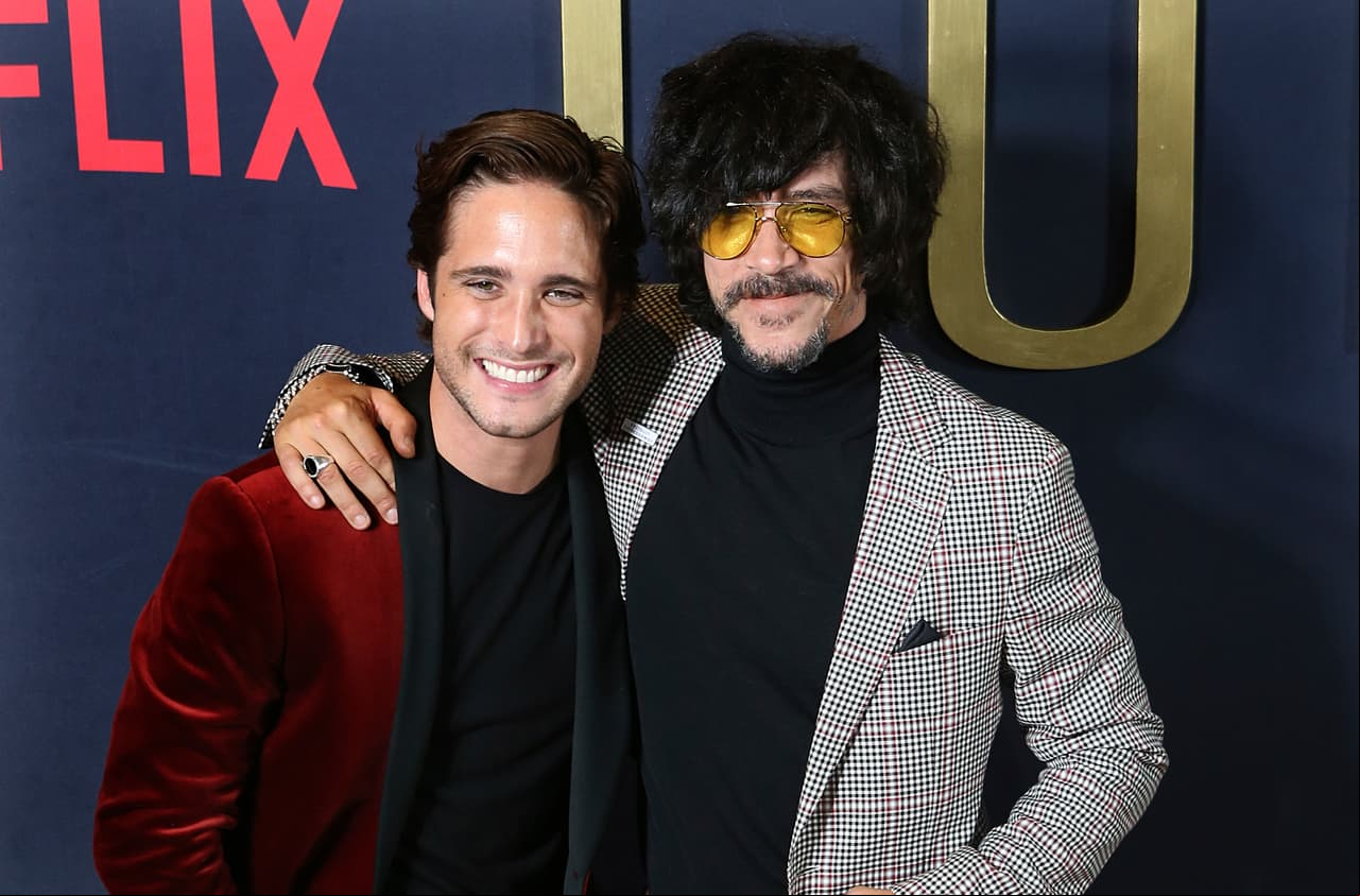 Oscar Jaenada es Luis Rey, papá del cantante