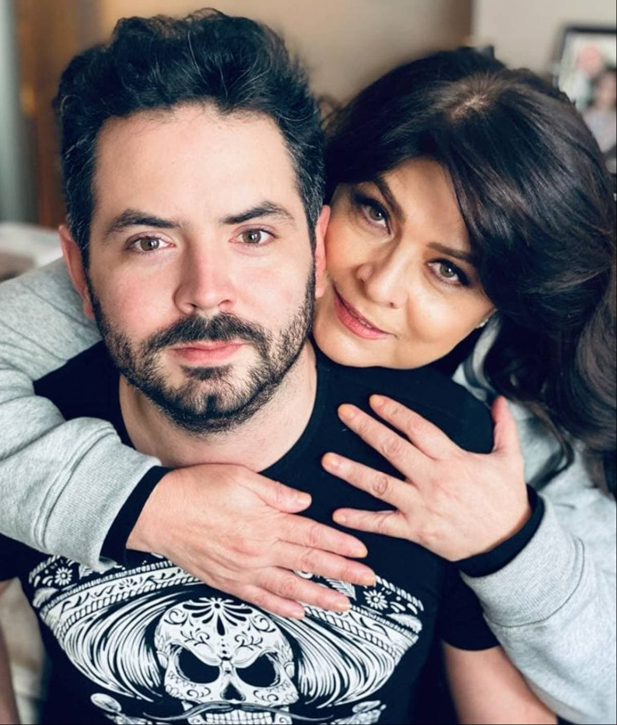 ¿Por qué José Eduardo Derbez no usa el apellido Ruffo como su mamá?
