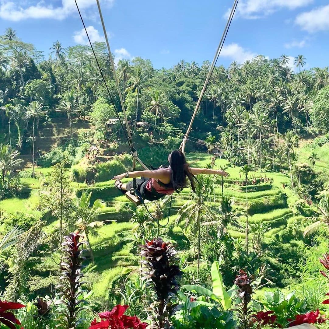La estrella también demostró su valentía al lanzarse de una tirolesa en Bali Swing. “Yo estoy tratando de perder el miedo”, señaló como descripción de su fotografía.