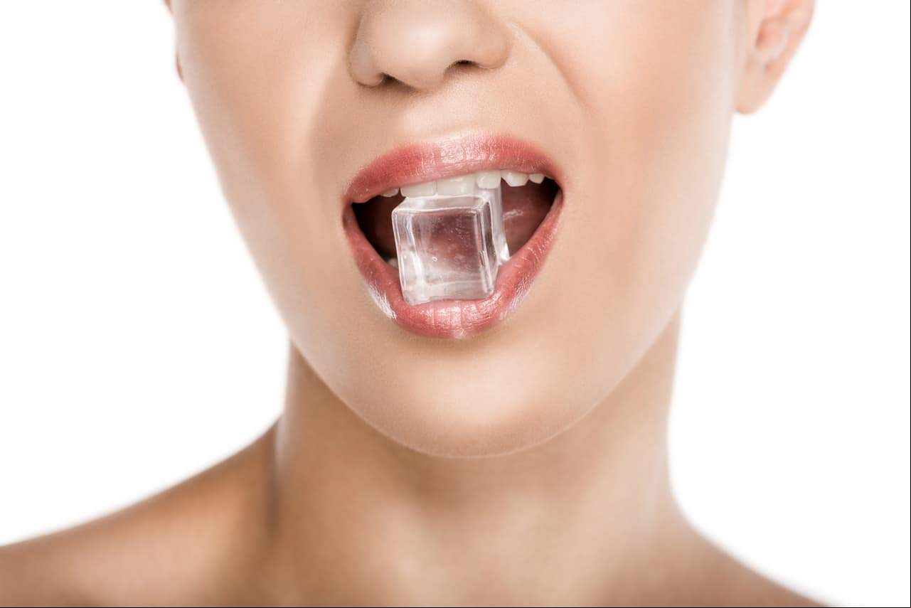 5. Frío. La sensación de frío y calor es un arma mortal para cualquier pareja. Come un poco de hielo antes de ‘jugar’ con la zona íntima de tu pareja.