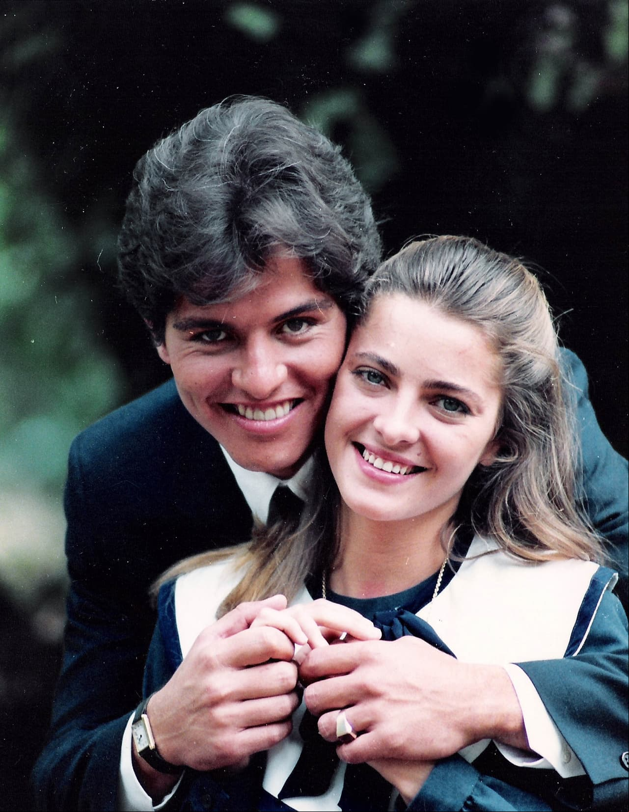 Lola Merino nació el 28 de marzo de 1968 en España e inició su carrera en la televisión en la década de 1980, participando en emblemáticas telenovelas como: ‘Pasión y Poder’ y ‘Simplemente María’.