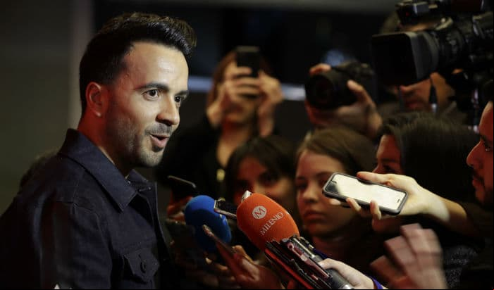Luis Fonsi deslumbra en su visita a México