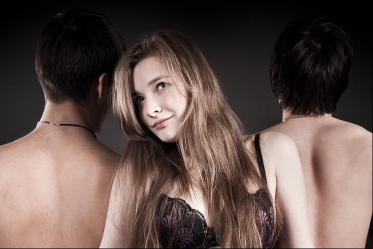 Tips para hacer un trío sexual