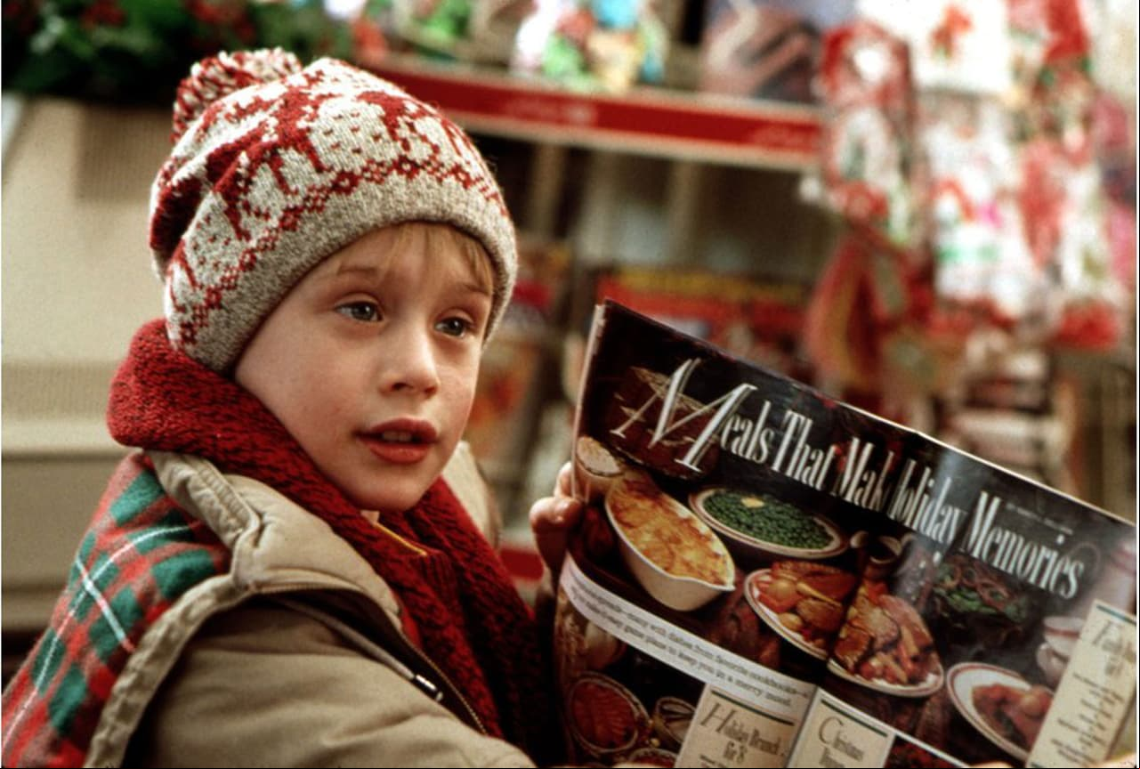 Macaulay Culkin recrea escenas de ‘Mi Pobre Angelito’