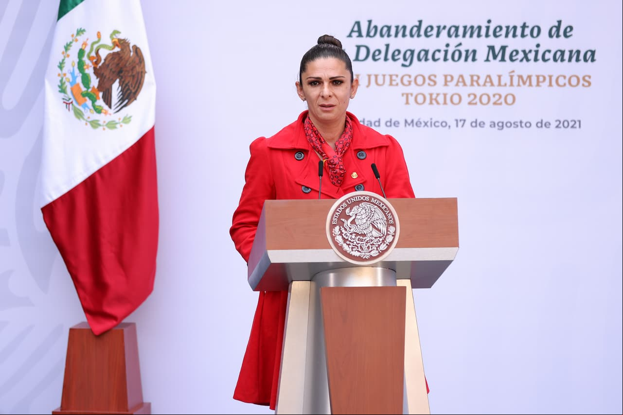 Ana Gabriela reduce las becas para los atletas