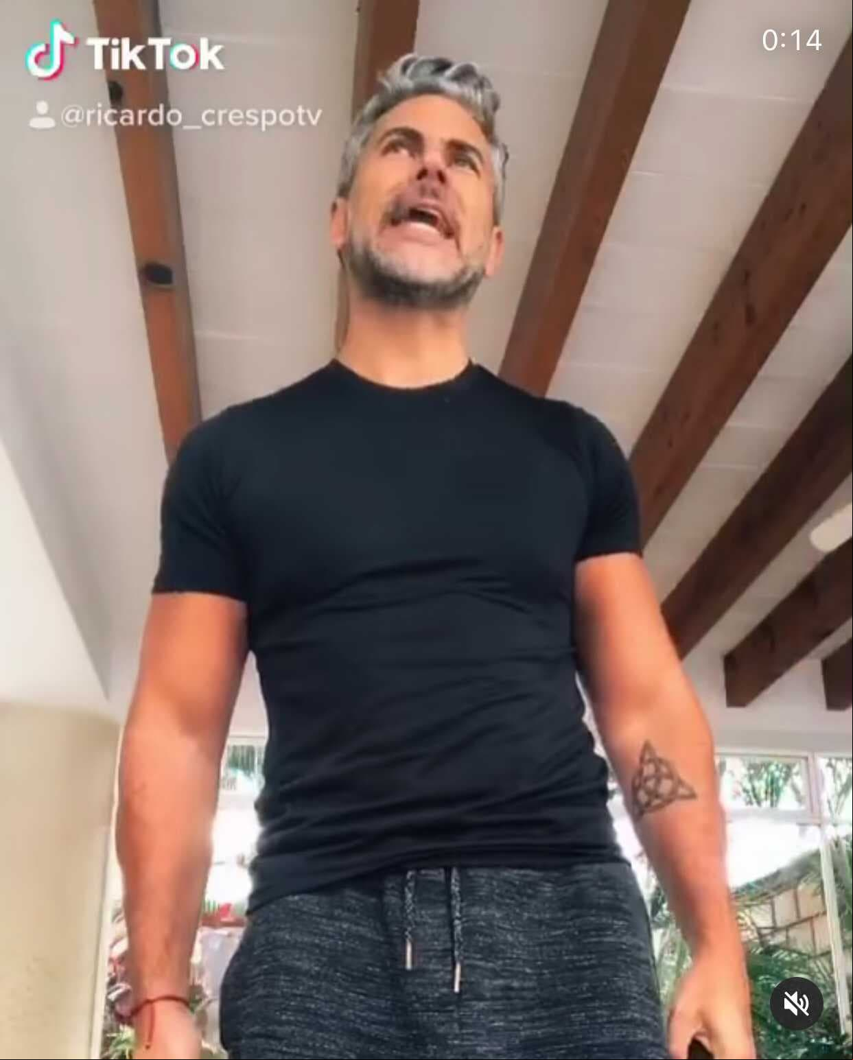 El actor Ricardo Crespo es enviado a prisión mientras se investiga la denuncia de abuso sexual a su hija