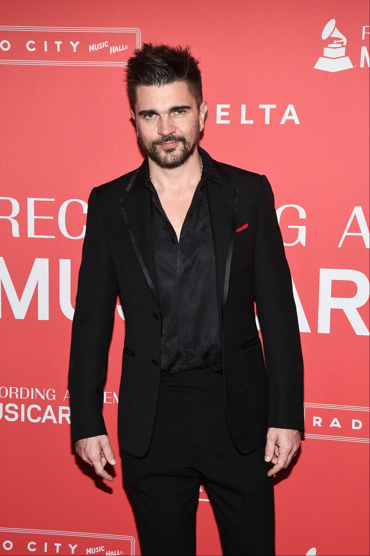 Juanes desea que 'Despacito' arrase el Grammy