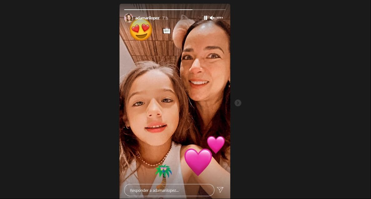 Adamari López se reúne con su hija y Toni Costa.