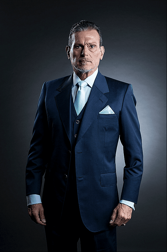 El implacable Alonso Vega, interpretado por Guillermo García Cantú.