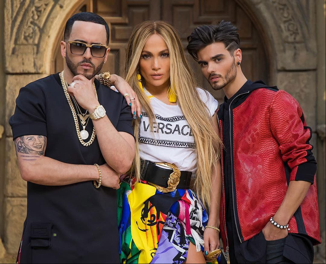 Jennifer Lopez y Yandel acompañan a Abraham Mateo en un reclamo amoroso