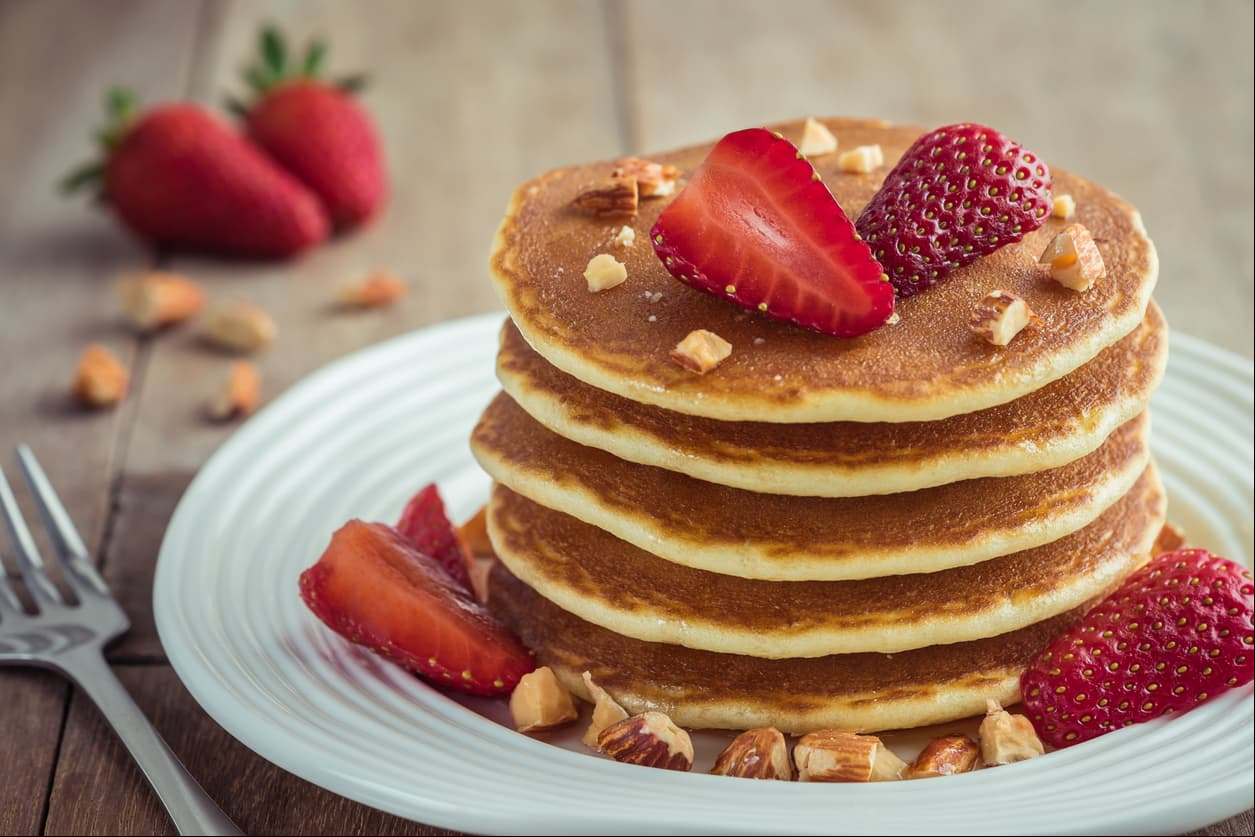 ¿Te encantan los Hot cakes? Checa estas recetas sin harina