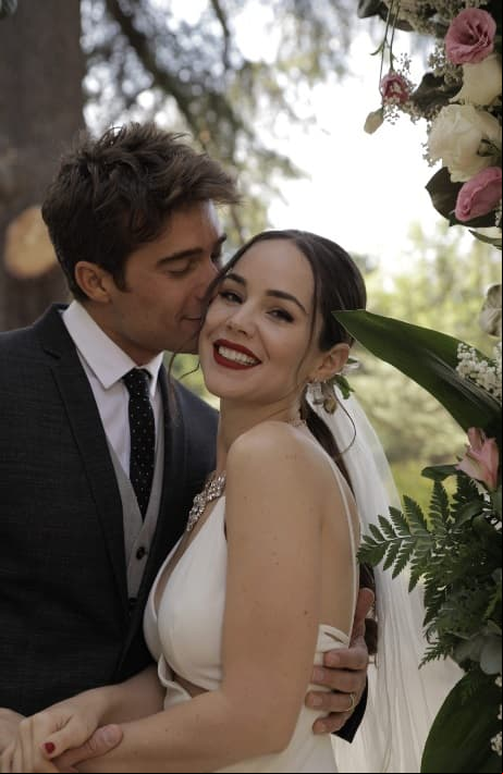 Tanto Guirao como Sodi formaron una pareja espectacular, lástima que las cosas entre los personajes no funcionaron por los celos obsesivos de 'Héctor Ferrer'.