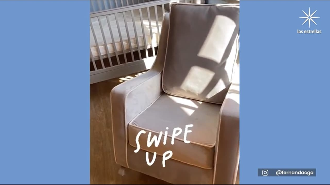 Para pasar algunas horas dando pecho o arrullando a su bebé, la actriz escogió un cómodo sillón. “Este sillón va a juego con la cuna, está muy cómodo, es un sillón - mecedora”, indicó.