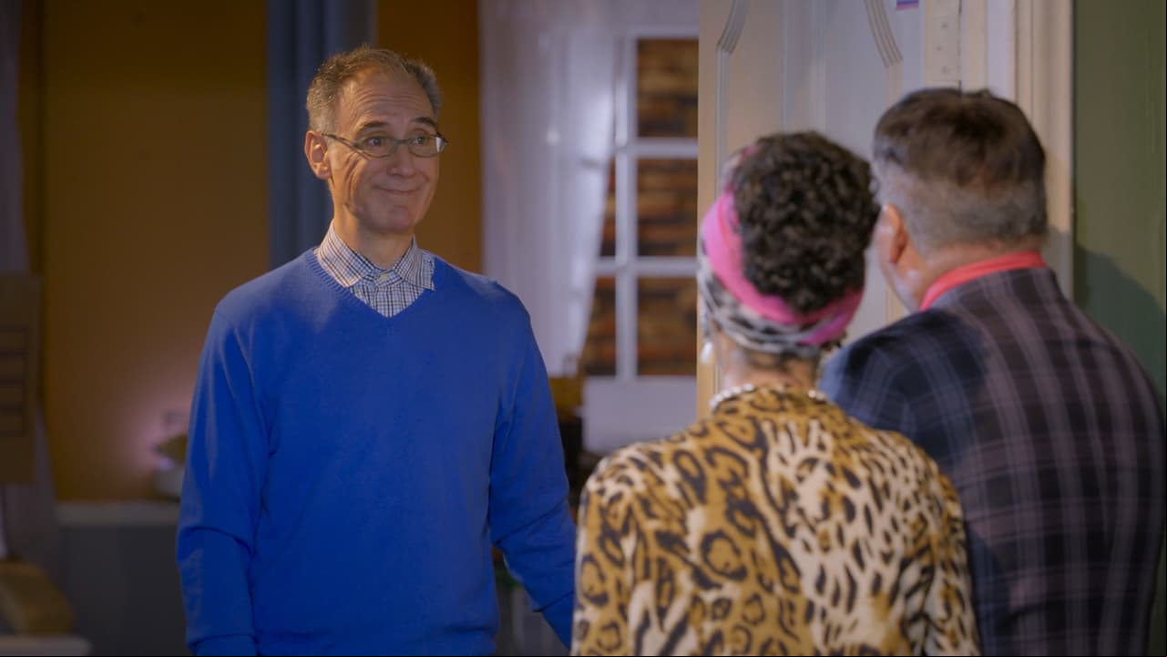 Llega un nuevo inquilino al edificio: Don Rafa, quien Doña Magda escucha que es doctor y pretende que les recete gratis a ella y a su familia, pero resulta que era en realidad Doctor en Historia del arte.