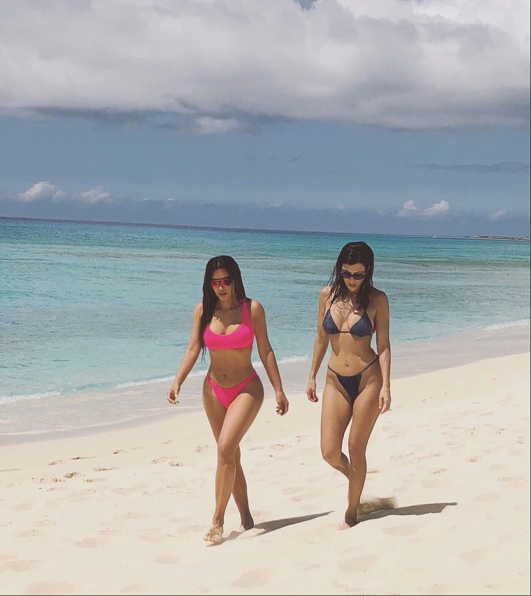 Kim y Kourtney Kardashian de vacaciones en el Caribe