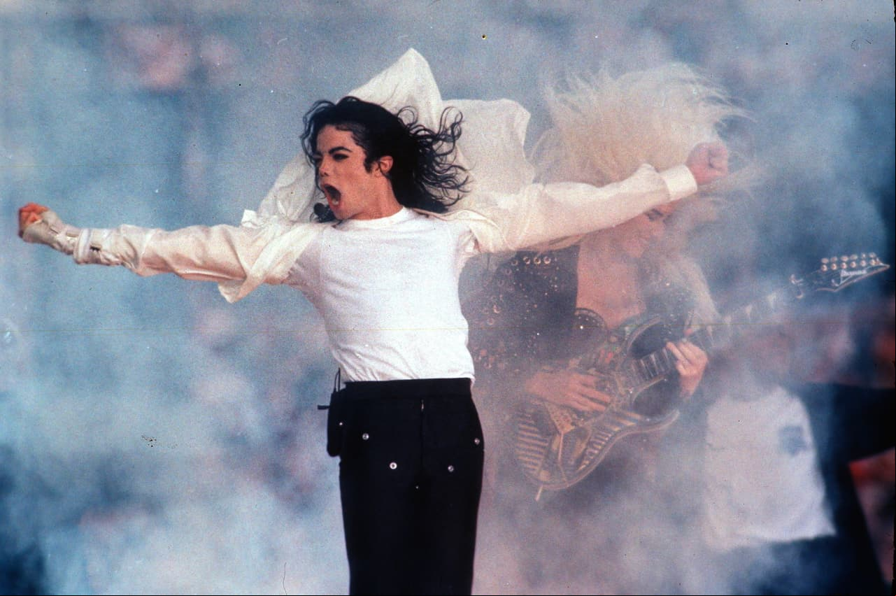 Michael Jackson falleció el 25 de junio de 2009 a los 50 años a consecuencia de una intoxicación de propofol y benzodiacepinas.