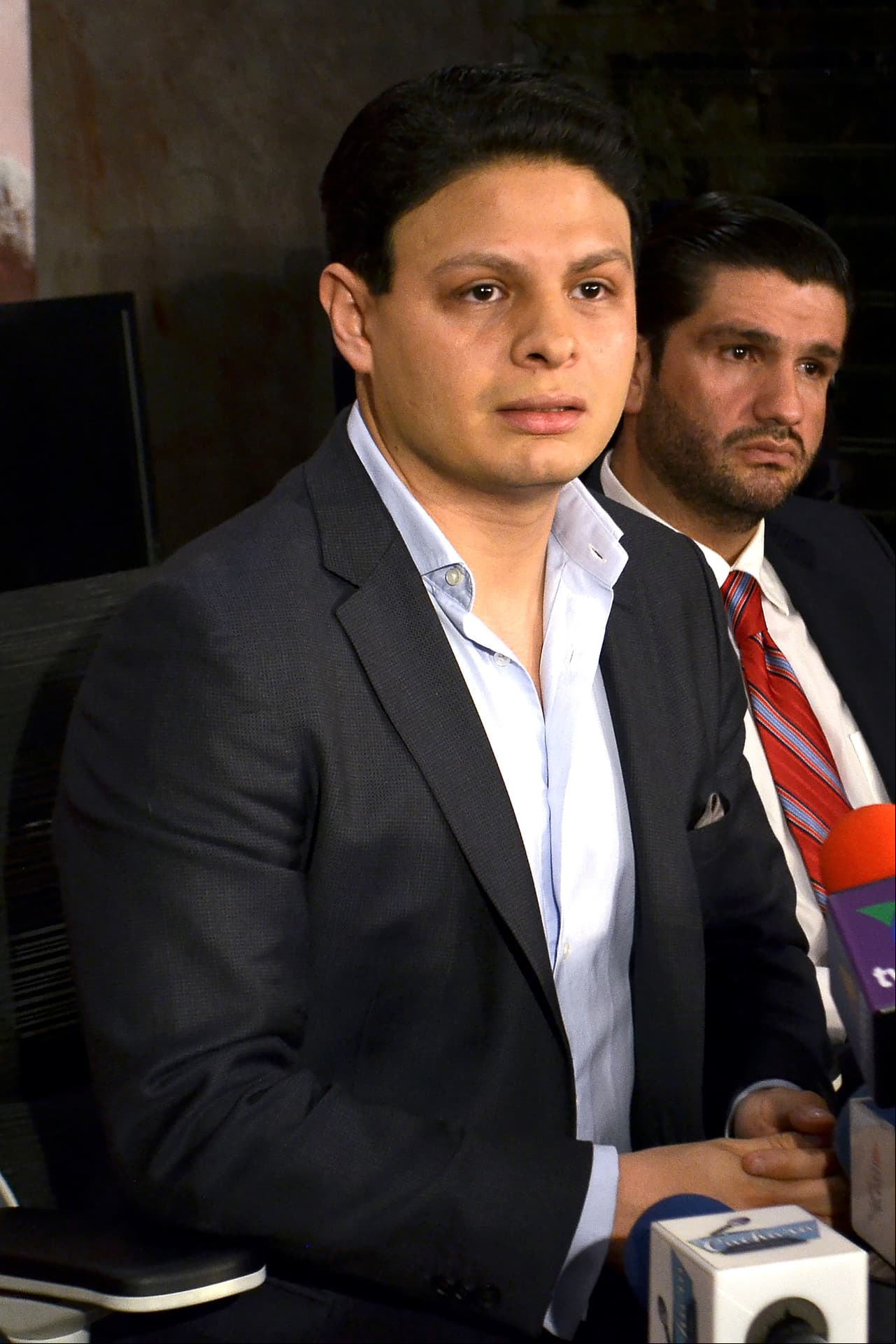 Pero solo duraron algunos meses y desde esa fecha comenzaron un pleito legal por la pensión y custodia del hijo que comparten, a quien la actriz por el momento no puede ver.