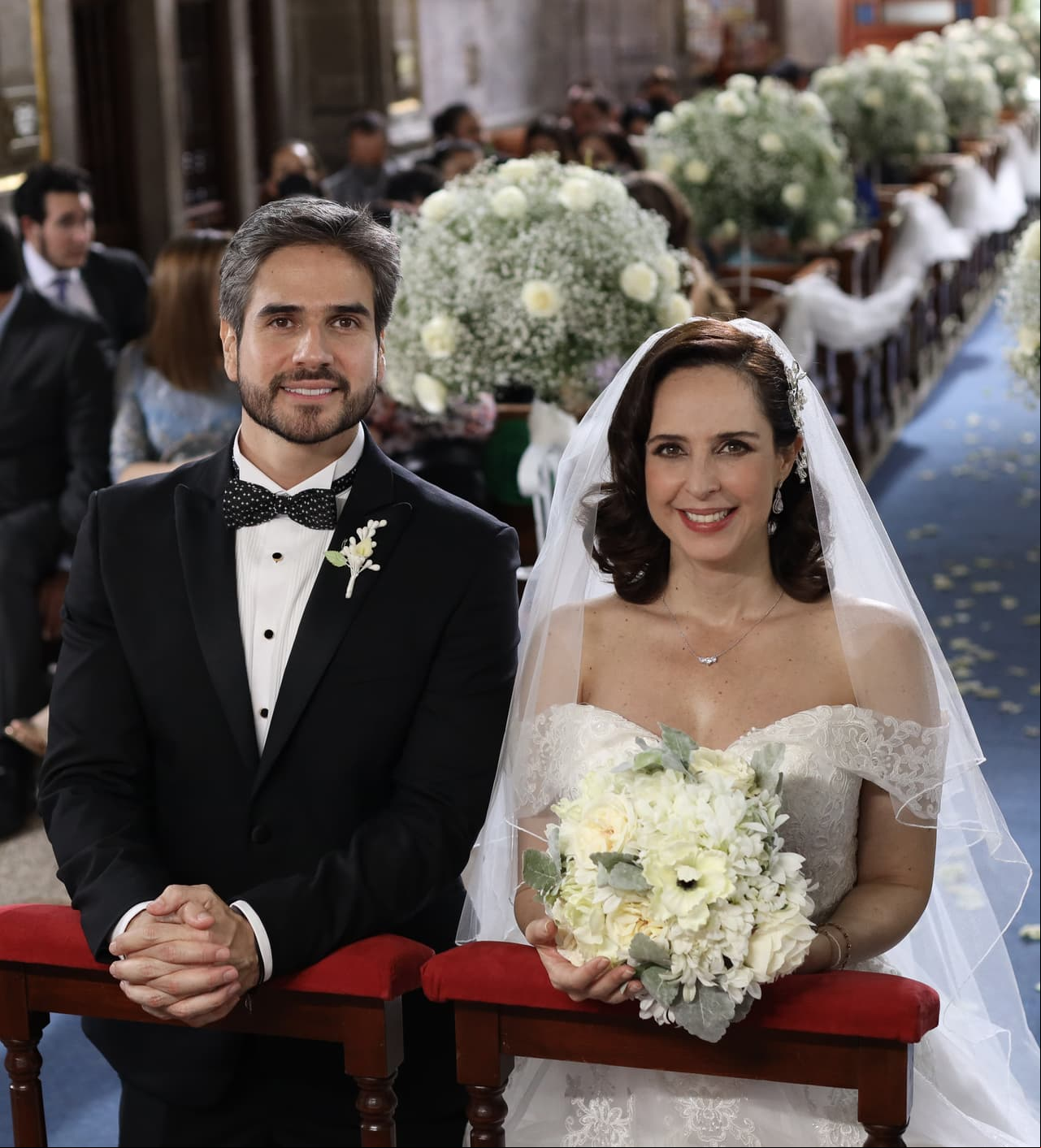 Las mejores fotos de la boda de Alberto y Sofía en 'S.O.S Me estoy enamorando'