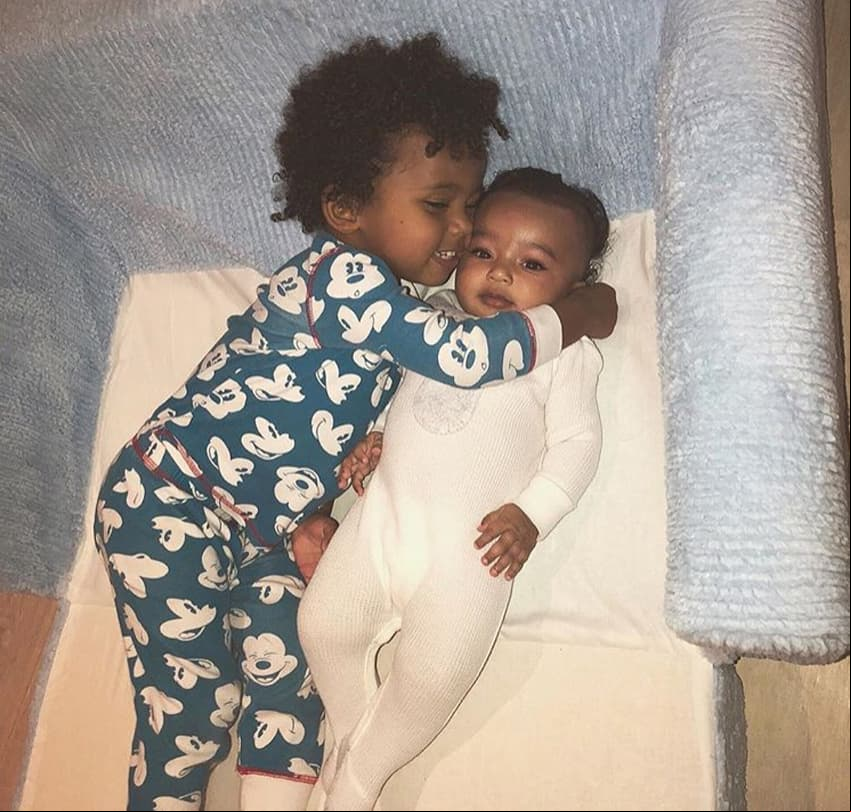 Saint y Chicago, hijos de Kim Kardashian y Kanye West