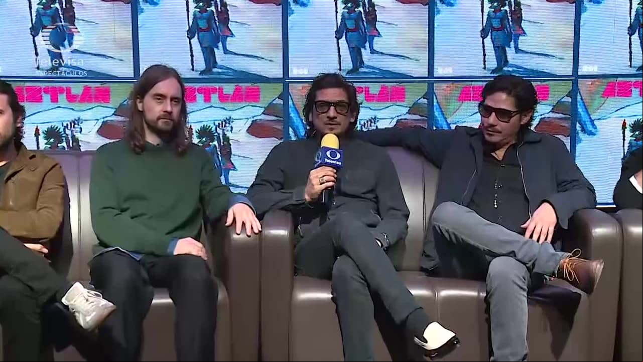 Zoé recibe disco de oro por altas ventas de ‘Aztlán’