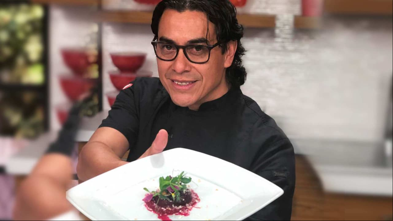 Receta: Betabel con mole rosa