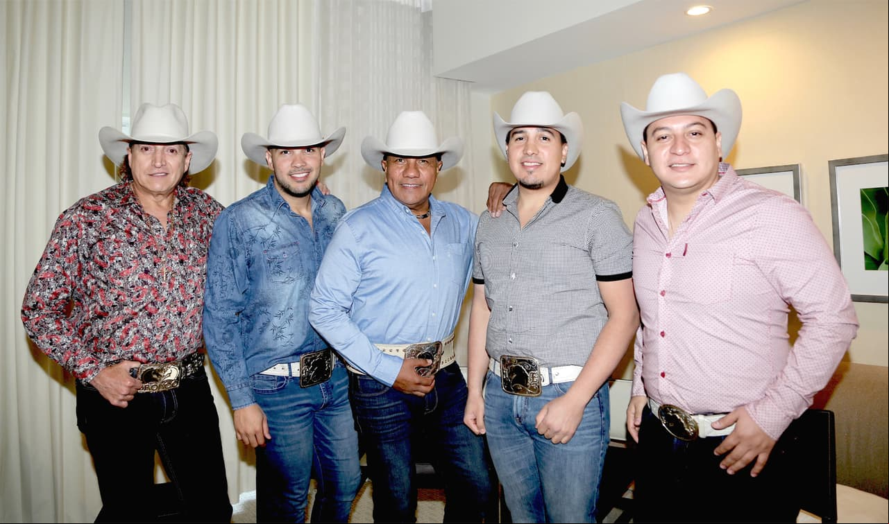 Lupe Esparza, líder de Bronco, explica la razón por la que no contrata escoltas para su seguridad