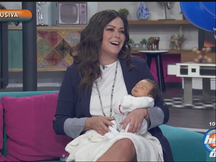 Días antes lució cuerpazo en sus primeras apariciones en televisión nacional tras el nacimiento de su hijo, la conductora se presentó en Cuéntamelo Ya! y en Hoy, donde dejó ver su nueva silueta.