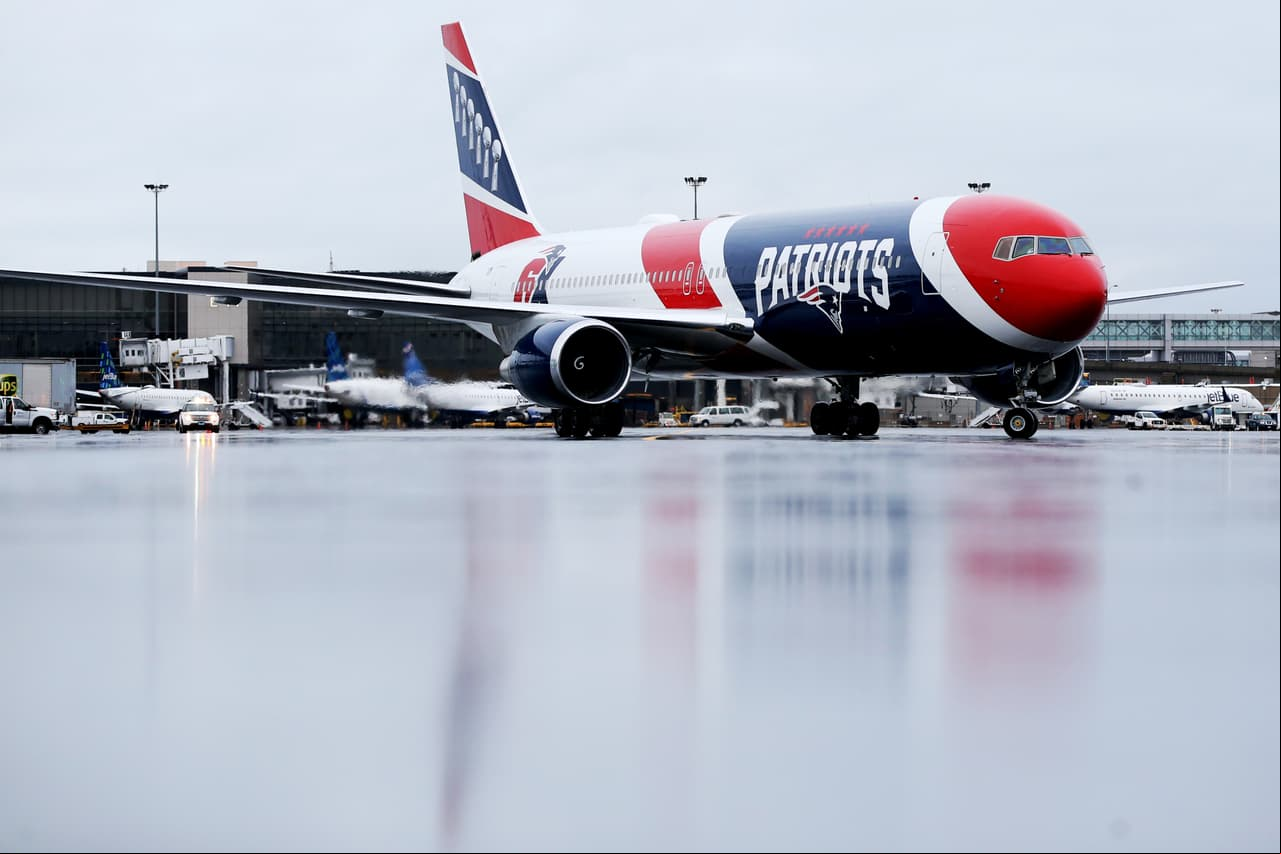 Hace un par de días, los Patriots, único equipo de la NFL con avión propio, apoyaron al gobierno de Estados Unidos, principalmente al estado de Boston con material de alta calidad proveniente de China.