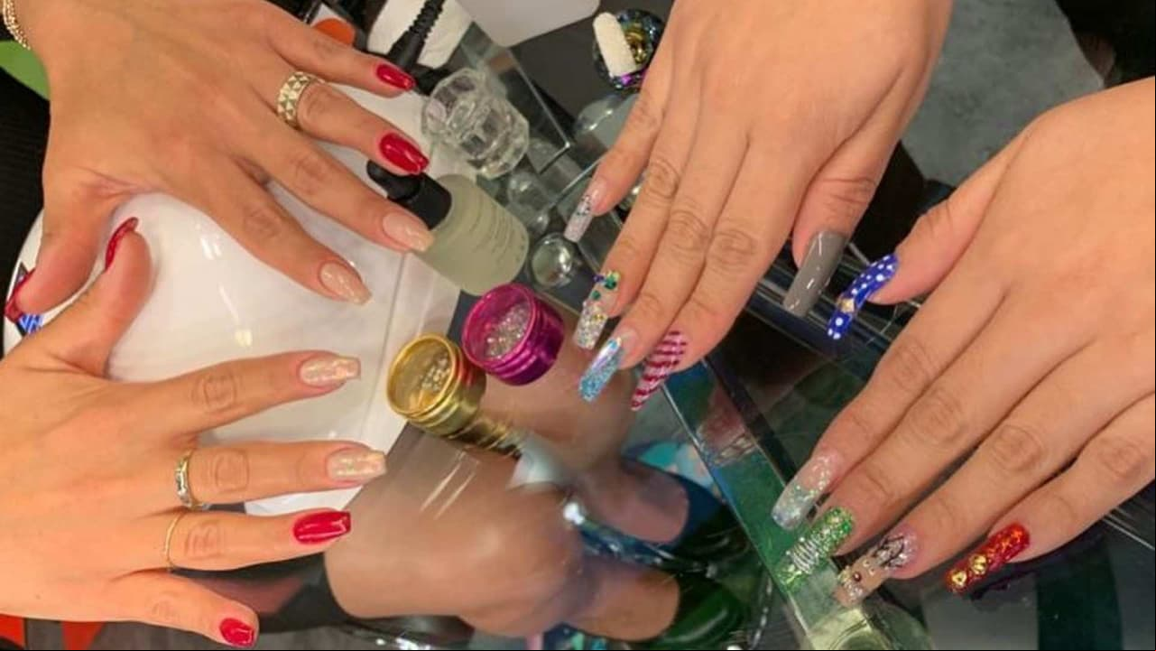 MODA: Usa la Navidad ¡hasta en las uñas!