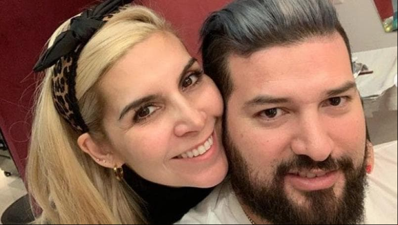 Karla Panini y Américo Garza se tatúan parte de su historia de amor