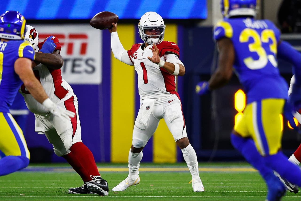 Los Ageles Rams fueron muy superiores a Arizona Cardinals en el último juego de la ronda de los comodines y avanzaron a la Ronda Divisional, donde se medirán a Tampa Bay Buccaneers.