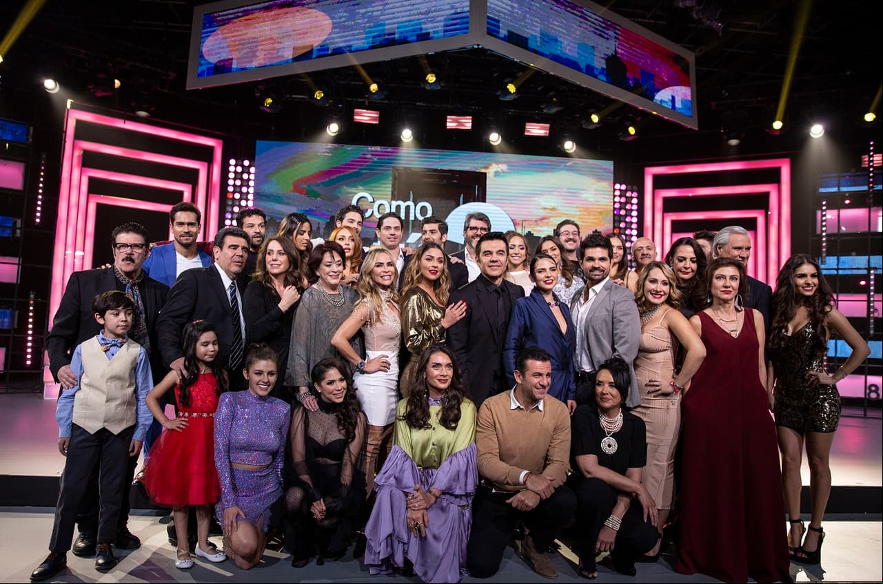 Adrián Uribe encabezó la presentación de la telenovela ‘Como tú no hay 2’ en compañía de Claudia Martín y Estefanía Hinojosa; se estrenará el 24 de febrero con Las Estrellas a las 8:30 de la noche.