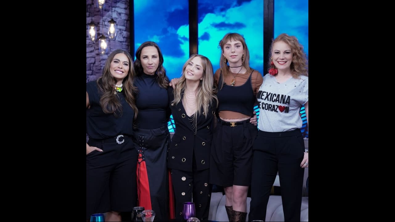 Andrea Legarreta llega a Netas Divinas, pero como invitada